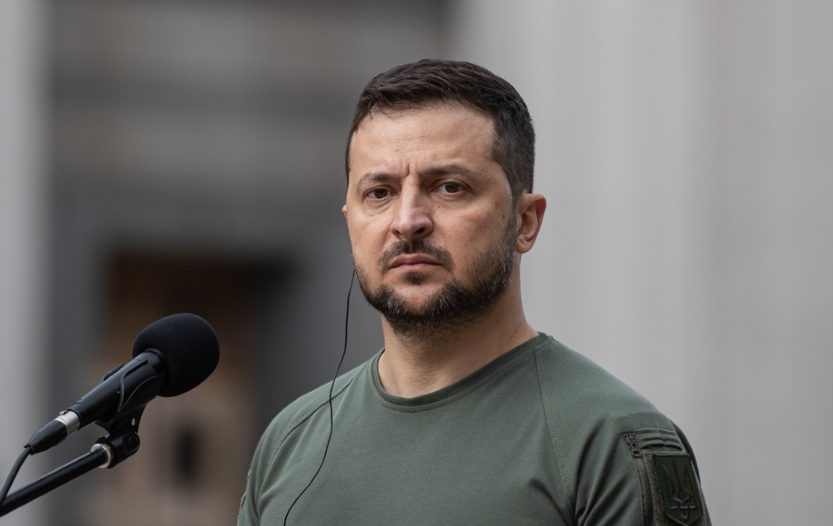 Zelenskyy Doubts Putin’s Pledge to Halt Energy Attacks as Russian Strikes Continue
